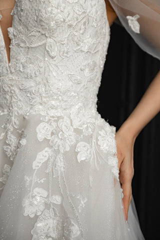 Floral Lace Wedding Dress Altsoba - Olivia Bottega