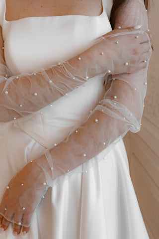 Bridal Gloves With Pearls - Olivia Bottega