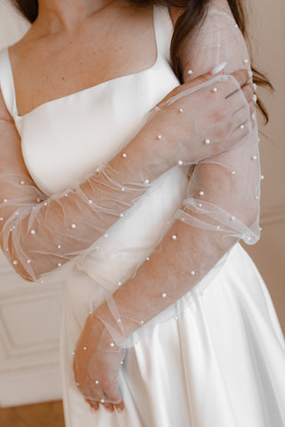 Bridal Gloves With Pearls - Olivia Bottega