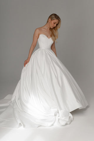 2 in 1 Wedding Dress Steltella With Detachable Skirt Protea - Olivia Bottega