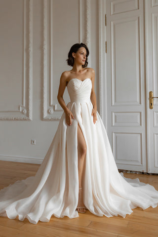 Sleeveless Wedding Dress Audrey - Olivia Bottega