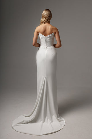 Sheath Wedding Dress Jelena with Leg Slit