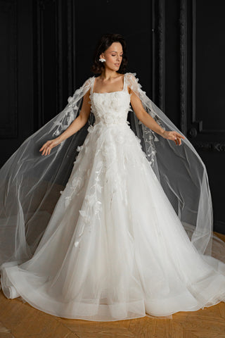 Floral Lace Wedding Dress Chyanne with Detachable Wings - Olivia Bottega