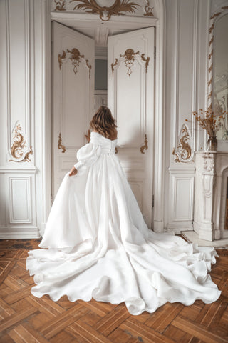 Light ivory Extra Convertible Wedding Dress Audrey (Basic dress + bolero + bow + detachable train) - Olivia Bottega