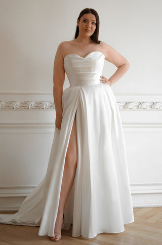 Plus Size Mikado Wedding Dress Chloe - Olivia Bottega