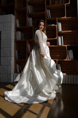 Plus Size Mikado Wedding Dress Koussindy with Long Sleeves - Olivia Bottega