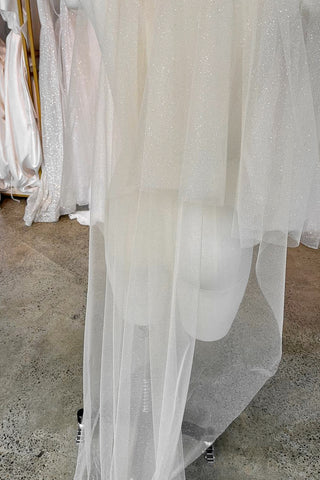 Wedding Veil Magic Nude Two-Tier Chapel 98" - Olivia Bottega