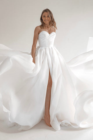 Sleeveless Wedding Dress Audrey - Olivia Bottega