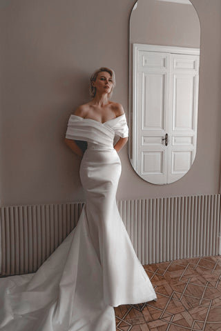 Mikado Wedding Dress Jacqueline With Detachable Train - Olivia Bottega