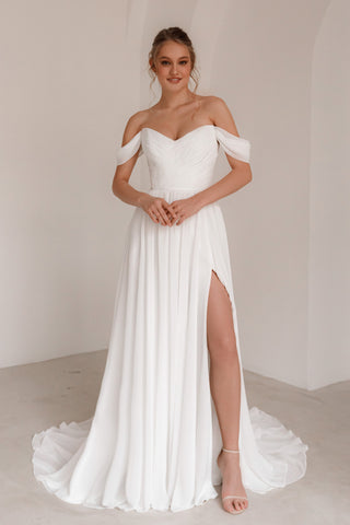 Chiffon Wedding Dress Marit With High Leg Slit - Olivia Bottega