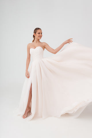 Sleeveless Wedding Dress Audrey - Olivia Bottega