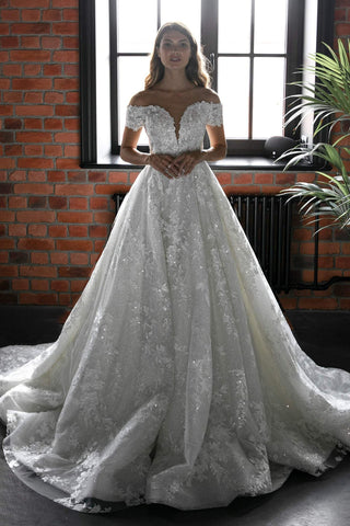 Lace off-the-shoulders wedding dress Airis - oliviabottega