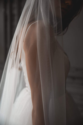 Simple tulle wedding veil - oliviabottega