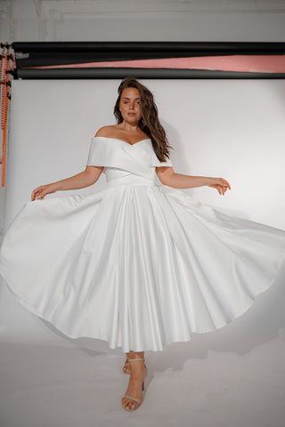 Plus Size Satin Midi Wedding Dress Cameron - Olivia Bottega