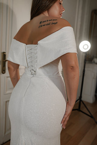 Plus Size Sparkly Sheath Wedding Dress Jolie - Olivia Bottega