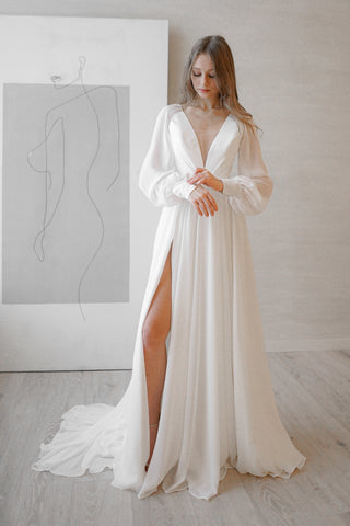 Wedding Dress Assol With High Leg Slit - Olivia Bottega