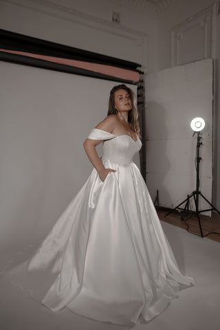 Plus Size Mikado Wedding Dress Kimberly - Olivia Bottega