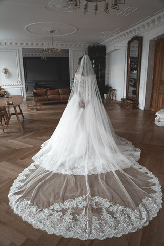 Lace Wedding Dress Elizabett Deco - Olivia Bottega