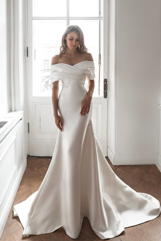 Mikado Wedding Dress Jacqueline With Detachable Train - Olivia Bottega